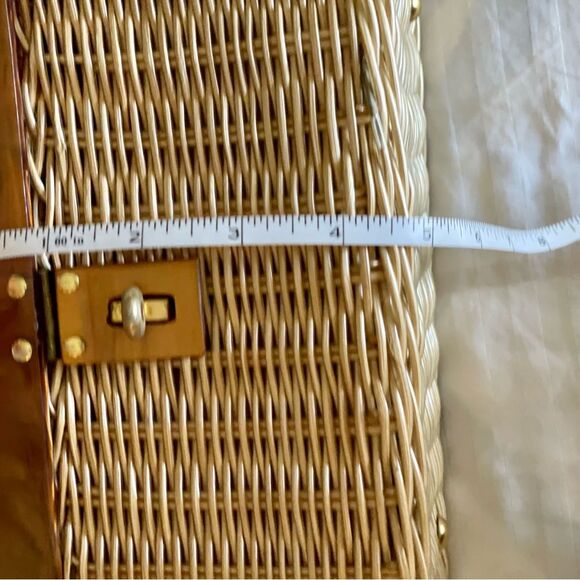 Beautiful Vintage Rattan (looks) handbag      "VINTAGE" - Picture 4 of 14